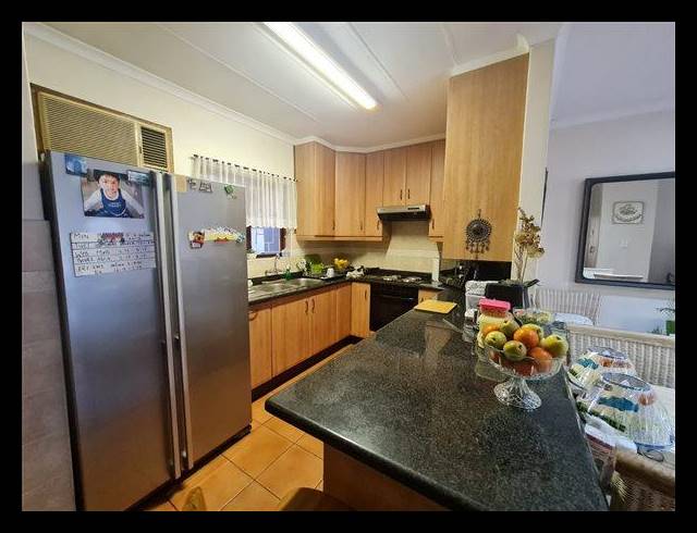 2 BEDROOM SIMPLEX FOR SALE IN MORNINGSIDE